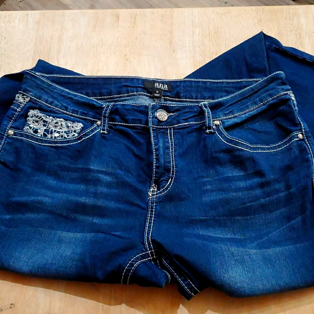 Ana jeans